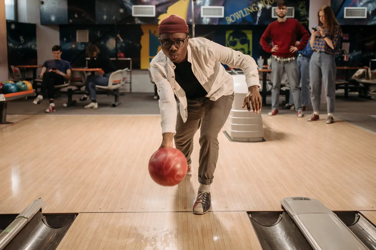 Bowling Tips From The Pros Themselves