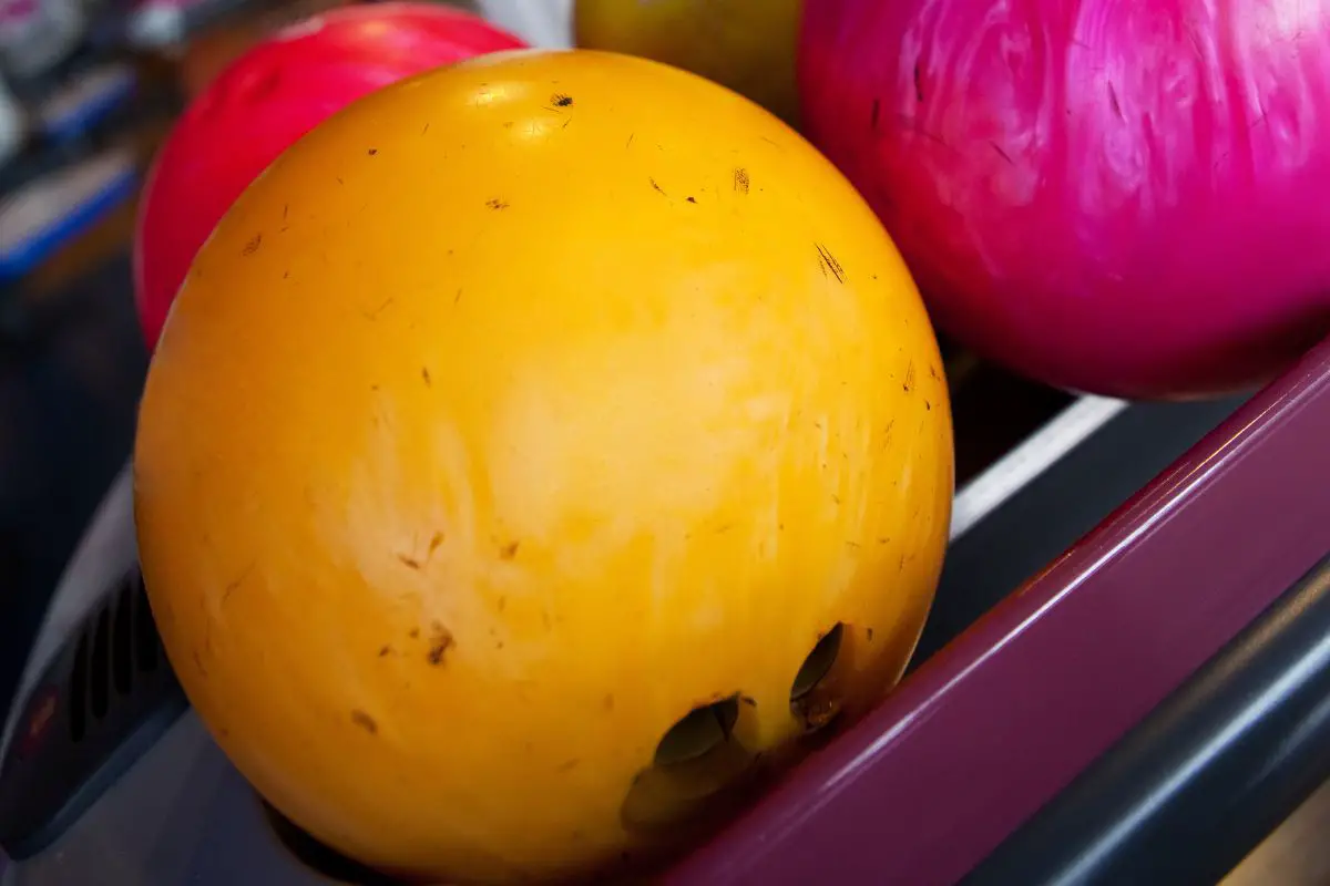 Cleaning A Bowling Ball At Home: What You Need To Know