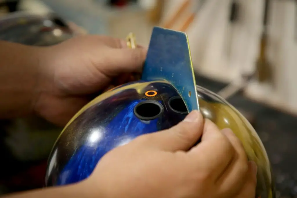 A Complete Guide to Buying Your First Bowling Ball