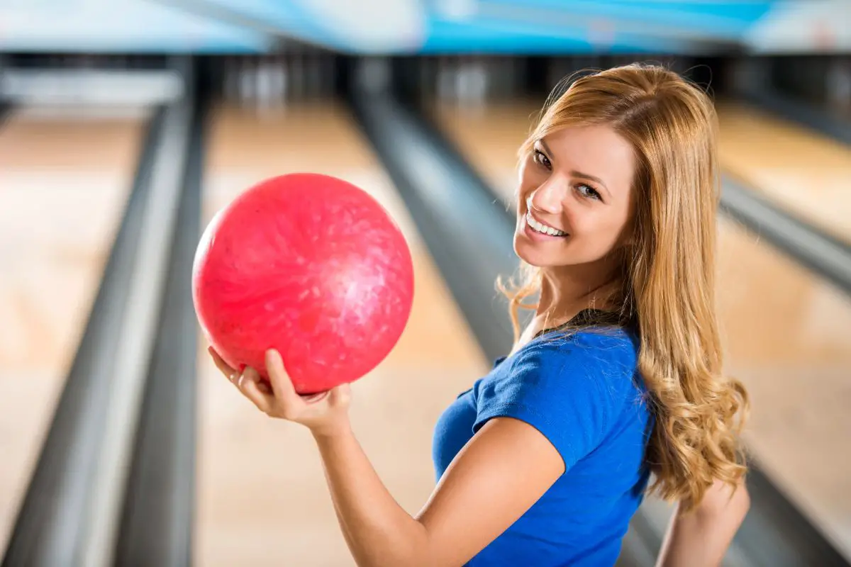 How Do Bowling Balls Differ, And Which Is Best For Me