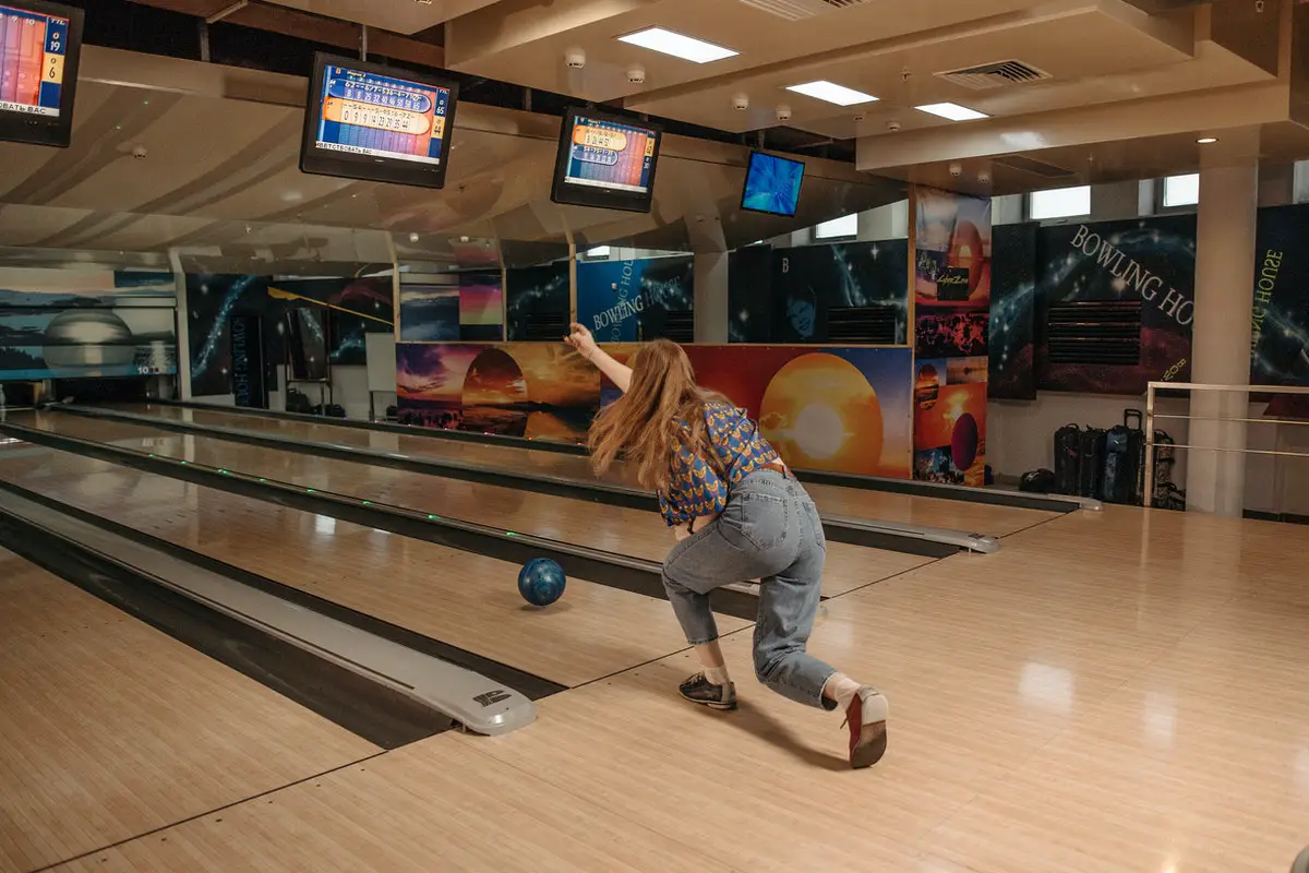 How To Bowl A Strike With A Straight Ball